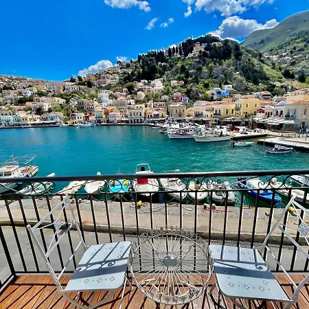 Apartment Nikolakis, Seafront - Harbor View Symi